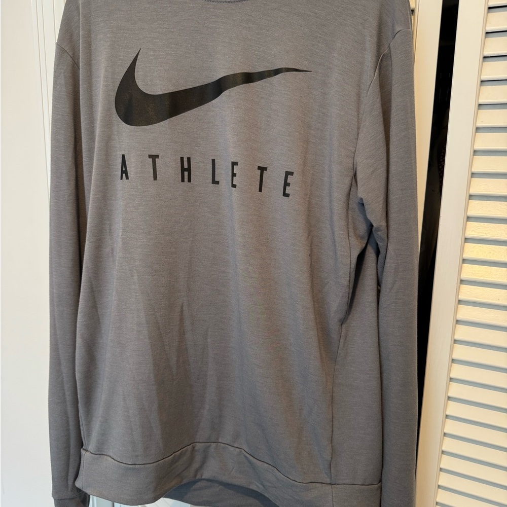 Nike Dri-FIT “Athlete” Crewneck Sweatshirt Gray Size Large